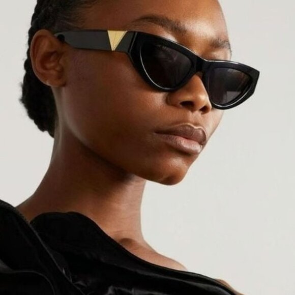 NWT BOTTEGA VENETA SUNGLASSES WOMEN BLACK CAT EYE EYEWEAR display picture 1